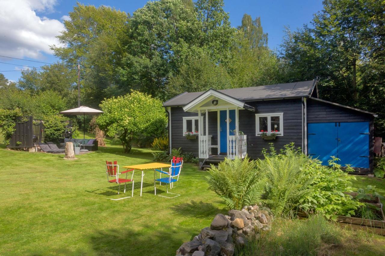 Very Nice Cottage By The Lake. Lursjoen! Hästveda Exterior foto